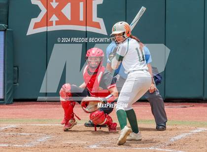 Thumbnail 2 in Melissa vs. Harlingen South (UIL 5A Softball Final) photogallery.