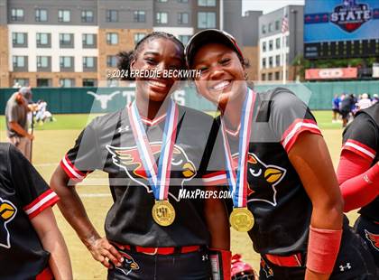 Thumbnail 1 in Melissa vs. Harlingen South (UIL 5A Softball Final) photogallery.