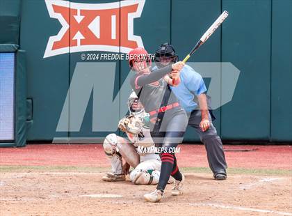 Thumbnail 2 in Melissa vs. Harlingen South (UIL 5A Softball Final) photogallery.