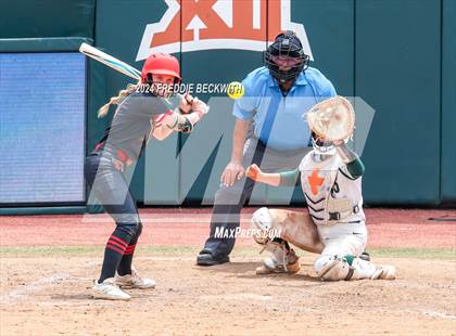 Thumbnail 3 in Melissa vs. Harlingen South (UIL 5A Softball Final) photogallery.