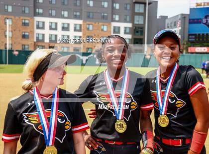 Thumbnail 3 in Melissa vs. Harlingen South (UIL 5A Softball Final) photogallery.