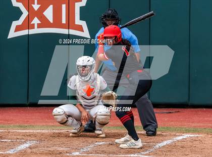 Thumbnail 2 in Melissa vs. Harlingen South (UIL 5A Softball Final) photogallery.