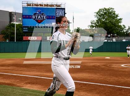 Thumbnail 1 in Melissa vs. Harlingen South (UIL 5A Softball Final) photogallery.