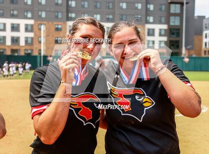 Thumbnail 1 in Melissa vs. Harlingen South (UIL 5A Softball Final) photogallery.