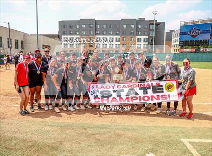 Thumbnail 1 in Melissa vs. Harlingen South (UIL 5A Softball Final) photogallery.