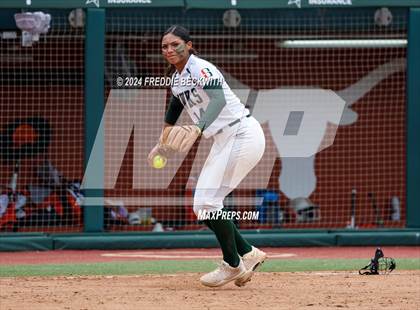 Thumbnail 3 in Melissa vs. Harlingen South (UIL 5A Softball Final) photogallery.