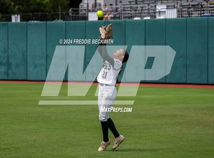 Thumbnail 2 in Melissa vs. Harlingen South (UIL 5A Softball Final) photogallery.