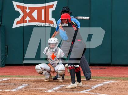 Thumbnail 2 in Melissa vs. Harlingen South (UIL 5A Softball Final) photogallery.