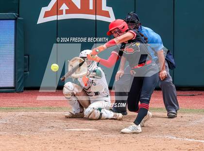 Thumbnail 2 in Melissa vs. Harlingen South (UIL 5A Softball Final) photogallery.