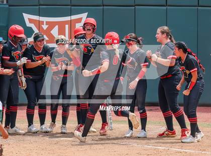 Thumbnail 2 in Melissa vs. Harlingen South (UIL 5A Softball Final) photogallery.