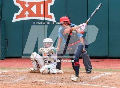 Thumbnail 1 in Melissa vs. Harlingen South (UIL 5A Softball Final) photogallery.