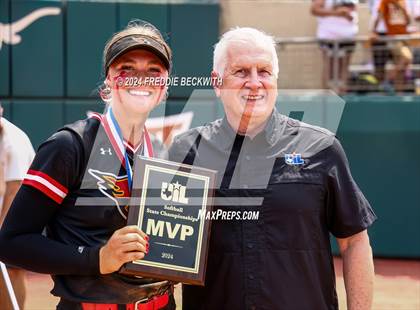 Thumbnail 2 in Melissa vs. Harlingen South (UIL 5A Softball Final) photogallery.