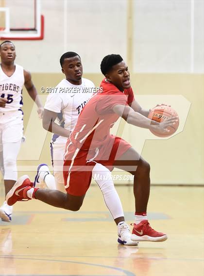 Thumbnail 3 in Riverside Academy @ Hahnville (Country Day Classic) photogallery.