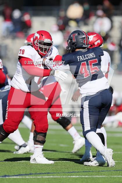 Thumbnail 2 in North Shore @ Tompkins (UIL 6A Division 1 Regional Playoff) photogallery.