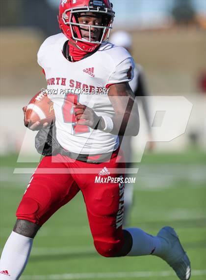 Thumbnail 1 in North Shore @ Tompkins (UIL 6A Division 1 Regional Playoff) photogallery.