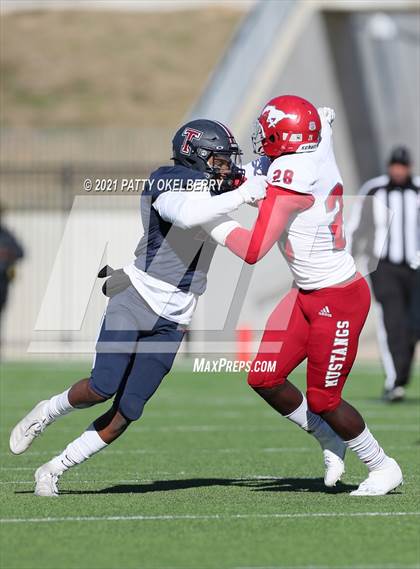 Thumbnail 3 in North Shore @ Tompkins (UIL 6A Division 1 Regional Playoff) photogallery.