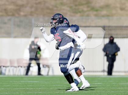 Thumbnail 1 in North Shore @ Tompkins (UIL 6A Division 1 Regional Playoff) photogallery.