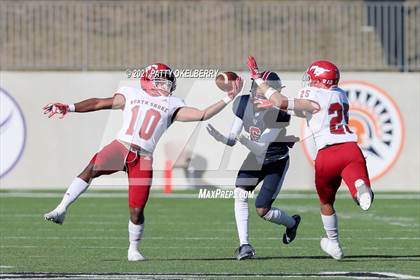 Thumbnail 2 in North Shore @ Tompkins (UIL 6A Division 1 Regional Playoff) photogallery.