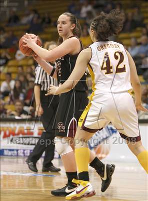Thumbnail 1 in Silver Creek vs Pueblo East (4A Final Four) photogallery.