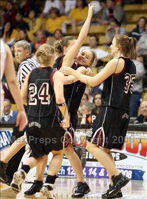 Thumbnail 3 in Silver Creek vs Pueblo East (4A Final Four) photogallery.