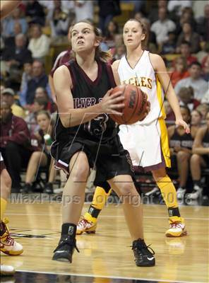 Thumbnail 3 in Silver Creek vs Pueblo East (4A Final Four) photogallery.