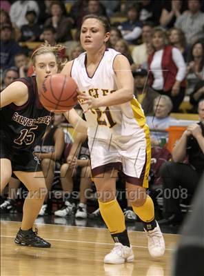 Thumbnail 2 in Silver Creek vs Pueblo East (4A Final Four) photogallery.
