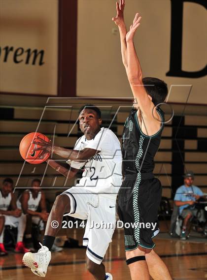 Thumbnail 1 in Silverado vs. Ponderosa (MaxPreps Holiday Classic) photogallery.