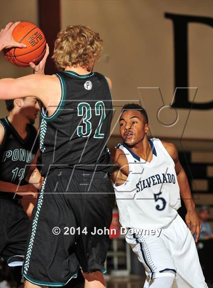 Thumbnail 1 in Silverado vs. Ponderosa (MaxPreps Holiday Classic) photogallery.