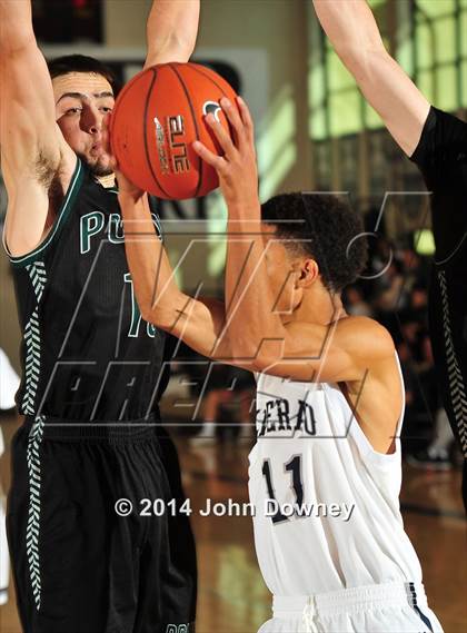 Thumbnail 1 in Silverado vs. Ponderosa (MaxPreps Holiday Classic) photogallery.