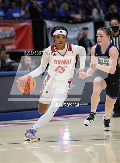 Thumbnail 3 in Midview vs Princeton (OHSAA D1 State Semifinal) photogallery.