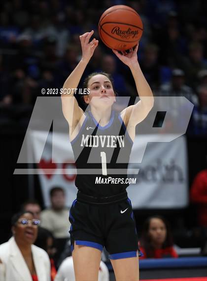 Thumbnail 2 in Midview vs Princeton (OHSAA D1 State Semifinal) photogallery.