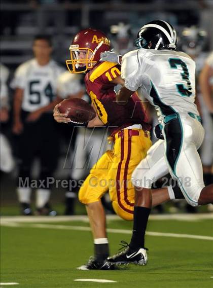 Thumbnail 1 in Santiago vs. Esperanza photogallery.