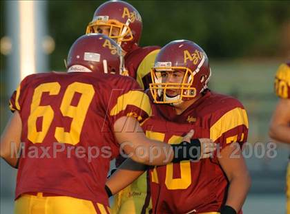 Thumbnail 1 in Santiago vs. Esperanza photogallery.