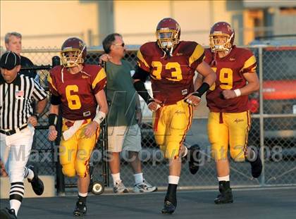 Thumbnail 2 in Santiago vs. Esperanza photogallery.