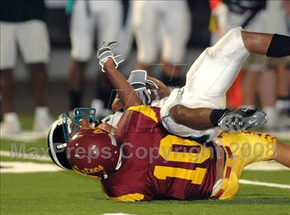 Thumbnail 1 in Santiago vs. Esperanza photogallery.