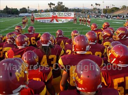 Thumbnail 3 in Santiago vs. Esperanza photogallery.