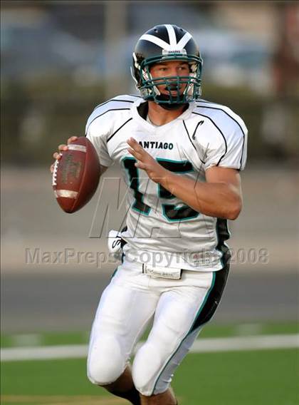 Thumbnail 1 in Santiago vs. Esperanza photogallery.