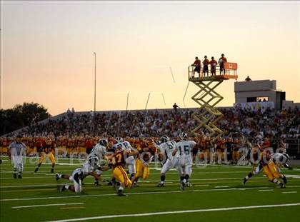 Thumbnail 3 in Santiago vs. Esperanza photogallery.
