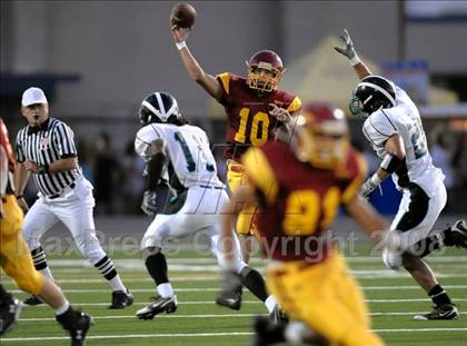 Thumbnail 1 in Santiago vs. Esperanza photogallery.
