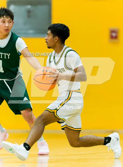 Thumbnail 3 in Beatty @ Battle Mountain (Serpent Classic) photogallery.