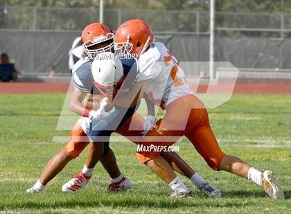 Thumbnail 2 in FR: Bishop Gorman @ Liberty photogallery.
