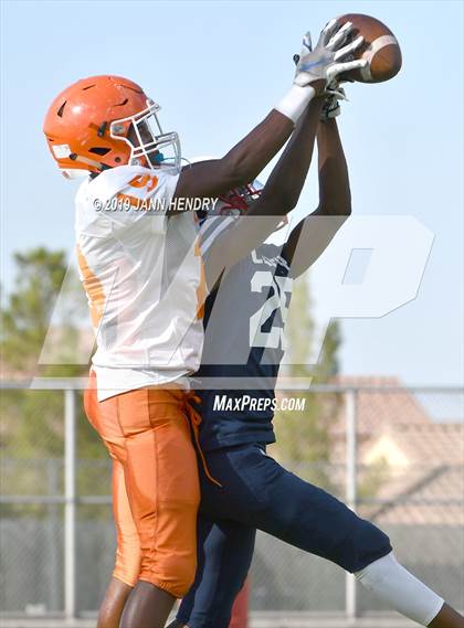Thumbnail 1 in FR: Bishop Gorman @ Liberty photogallery.