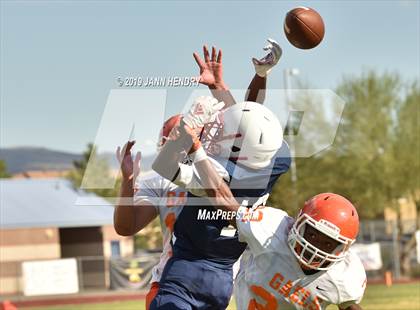 Thumbnail 3 in FR: Bishop Gorman @ Liberty photogallery.