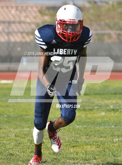 Thumbnail 3 in FR: Bishop Gorman @ Liberty photogallery.