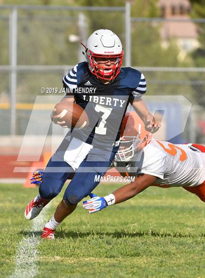 Thumbnail 2 in FR: Bishop Gorman @ Liberty photogallery.