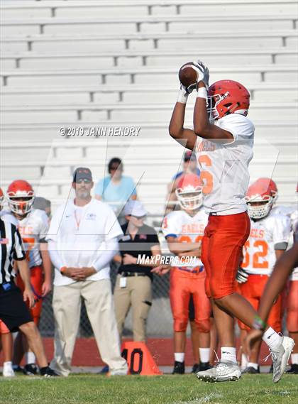Thumbnail 3 in FR: Bishop Gorman @ Liberty photogallery.