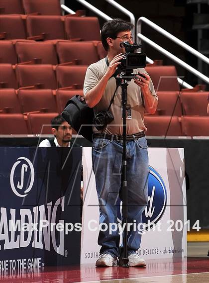 Thumbnail 1 in Canyon vs. Westlake (DIV 2AA CIF SS Final) photogallery.