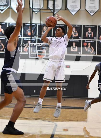 Thumbnail 3 in Hendrickson @ Vandegrift photogallery.