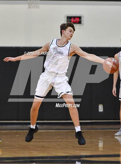 Thumbnail 1 in Hendrickson @ Vandegrift photogallery.