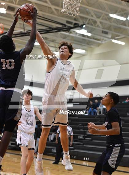 Thumbnail 3 in Hendrickson @ Vandegrift photogallery.
